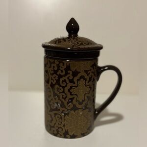 Pottery Barn Ceramic Teacup Cup with Strainer and Lid
